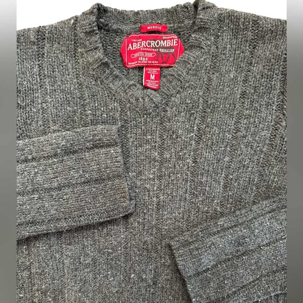 Vintage Abercrombie & Fitch Muscle Men’s Sweater Size Medium Wool Blend Gray